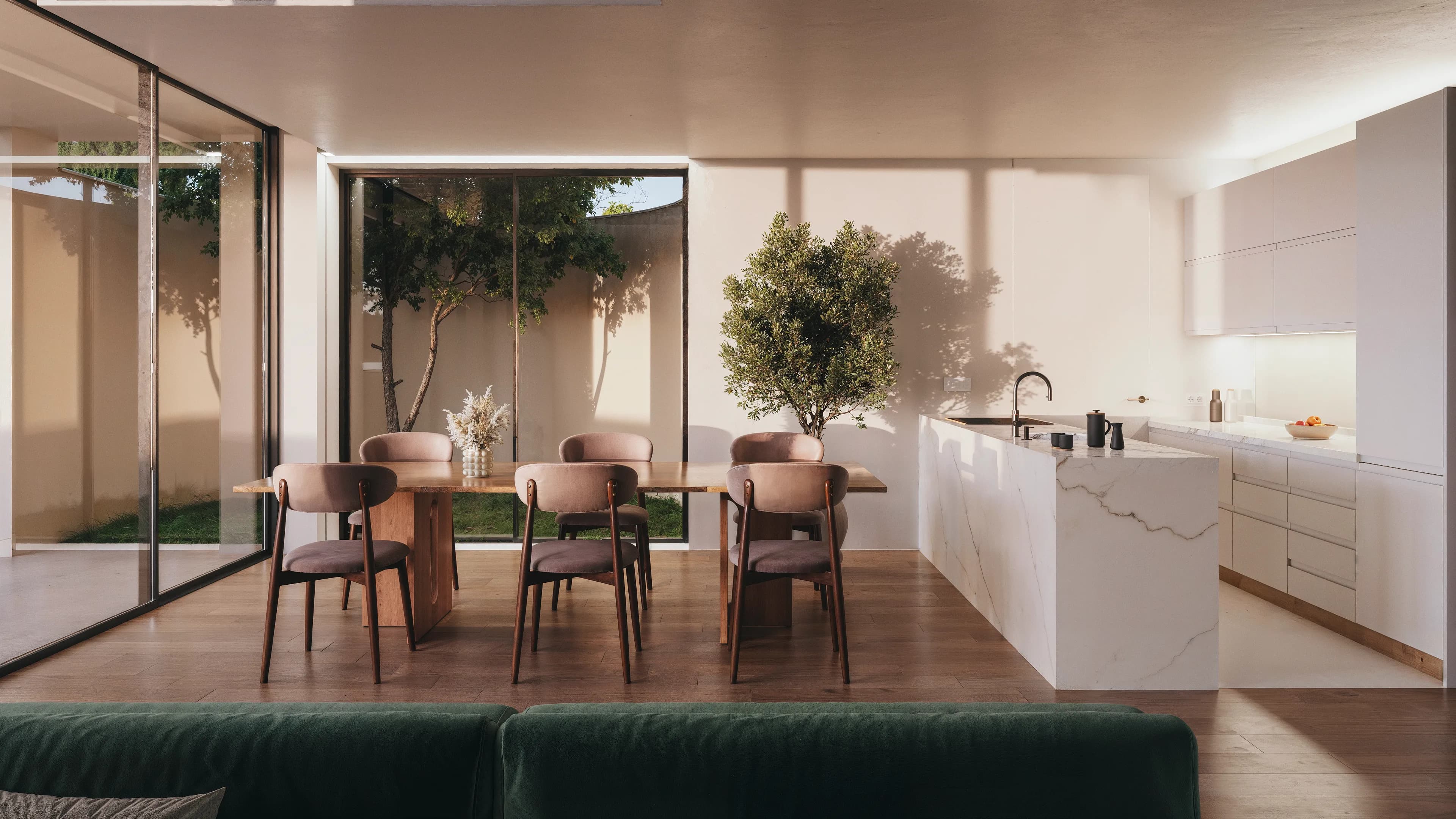 House A image 7
